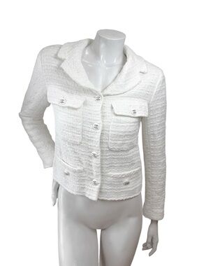 Chanel Spring 2022 White Bouclé CC Button Jacket FR34